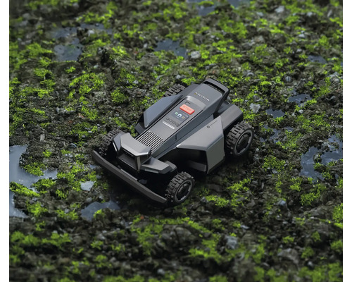 Roboterrasenmäher auf unebenem Untergrund