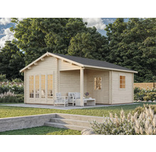 Holzgartenhaus mit Terrasse und Gartenmöbeln im Außenbereich