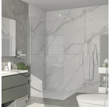 Modernes Badezimmer mit ebenerdiger Dusche, Waschbeckenunterschrank und Marmorwand