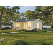 Holzgartenhaus mit Fenstern und Tür im Garten