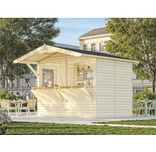 Holzverkaufsstand mit Tischen und Stühlen im Außenbereich