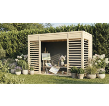 Holzgartenhaus mit Pflanzen und Staffelei auf einer Rasenfläche