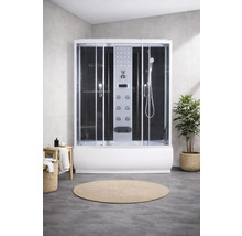 Komplette Duschkabine mit Massagedüsen und Schiebetüren im Badezimmer.