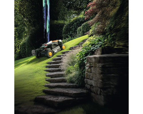 Szene mit einem Rasenmähroboter in einem Garten mit Steintreppe und üppiger Vegetation