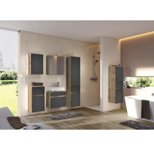 Modernes Badezimmer mit Badmöbel-Set in Anthrazit und Eiche-Optik, bestehend aus Waschtisch, Spiegelschrank und Hochschränken, Dusche und Badewanne.