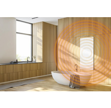 Modernes Badezimmer mit Badewanne, Waschbecken und Heizpaneel an der Wand mit Wärmewellen.