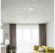 Wohnzimmer mit moderner LED Deckenleuchte mit Ringdesign