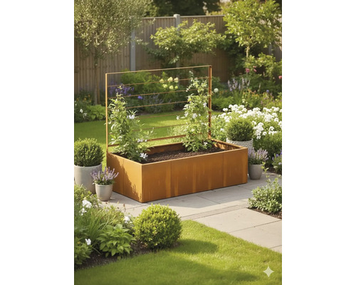Rechteckiges Hochbeet aus Metall in Rostoptik mit integrierter Rankhilfe und blühenden Kletterpflanzen auf einer Terrasse im Garten.