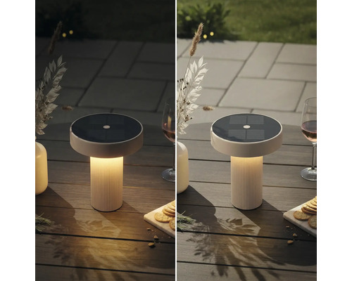 Moderne Solar-Tischleuchte mit geriffeltem Sockel auf einem Gartentisch, Vergleichsansicht bei Tageslicht und in der Dämmerung mit warmem Licht.