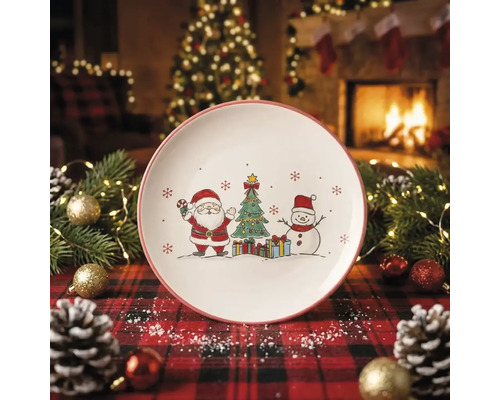 Weihnachtsteller mit Motiven von Weihnachtsmann, Christbaum und Schneemann in einer festlich dekorierten Umgebung mit Kamin.