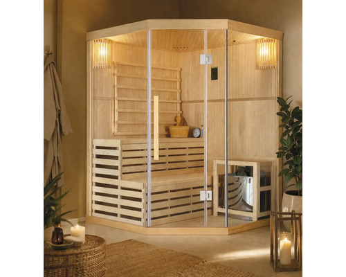 Eck-Saunakabine aus hellem Holz mit Glasfront, Stufenbänken, Saunaofen und Innenbeleuchtung.