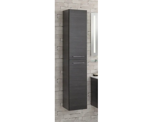 Wandhängender Hochschrank für das Badezimmer mit zwei Türen und silbernen Griffen in dunkler Holzoptik.