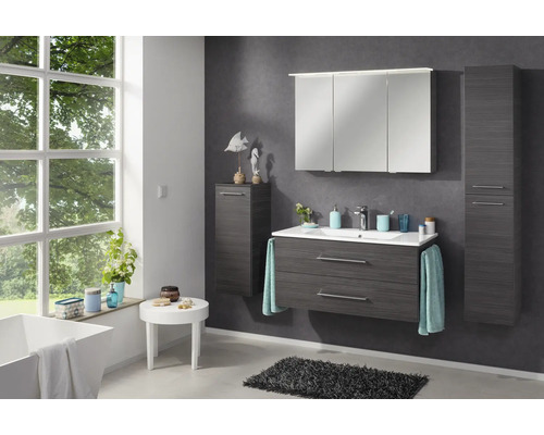 Modernes Badezimmer-Set in dunkler Holzoptik mit Waschbeckenunterschrank, Spiegelschrank und zwei Seitenschränken.