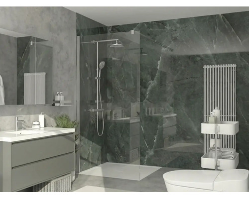Modernes Badezimmer mit begehbarer Glasdusche, Waschtischunterschrank, Wandfliesen in dunkelgrüner Marmoroptik und vertikalem Heizkörper.