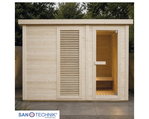Gartensauna aus Holz mit Pultdach, Ganzglastür und Sichtschutzelement aus Holzlamellen.