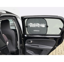 Sonnenschutz für das Autofenster mit Hornbach Logo und dem Schriftzug Yippiejajayippieyippieyeah.