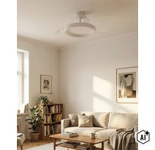 Moderne Deckenleuchte mit integriertem Deckenventilator in einem hellen und stilvoll eingerichteten Wohnzimmer mit Sofa und Bücherregal. (Image AI modified or generated)
