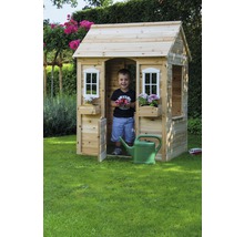 Holzspielhaus mit Kind im Garten
