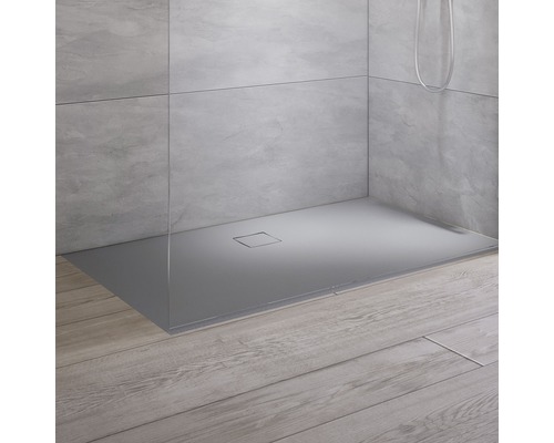 Ebenerdige Dusche mit quadratischem Ablauf