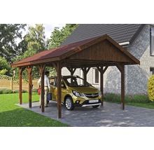 Holzcarport mit Auto auf Grundstück