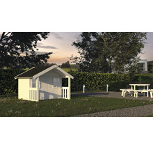 Garten mit Gartenhaus und Picknicktisch