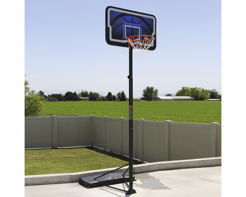 Freistehender Basketballkorb im Außenbereich