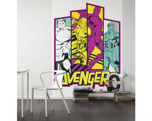 Wandaufkleber mit Avengers-Motiv im modernen Zimmer