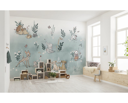 Kinderzimmer mit Wandbild mit Tiermotiven