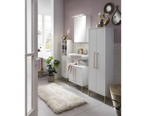 Helles Badezimmer mit weißen Möbeln, Waschbecken, Spiegelschrank und Stauraum