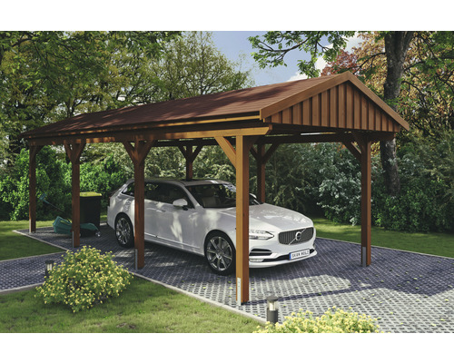 Einzelcarport SKAN Holz Fichtelberg inkl. Dachschindeln rot 317 x 808 cm Nussbaum Carport aus Holz mit einem darunter geparkten Auto