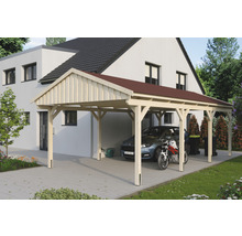 Holz Carport mit Auto und Motorrad vor einem Haus
