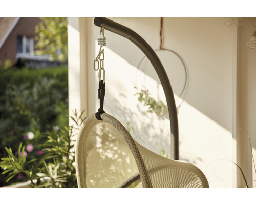 Hängesessel mit Gestell für den Außenbereich