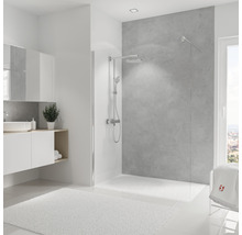 Modernes Badezimmer mit Duschabtrennung, Waschtisch und weißem Teppich