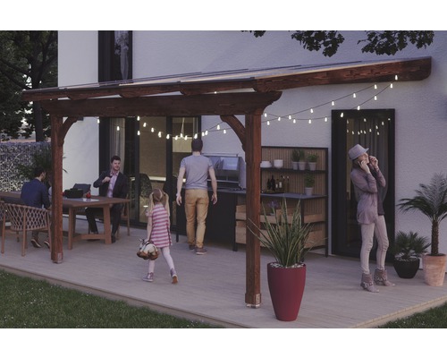 Terrassenüberdachung SKAN HOLZ Ravenna 434x250 cm nußbaum Überdachte Terrasse mit Holzkonstruktion, Grillplatz und sitzenden Personen