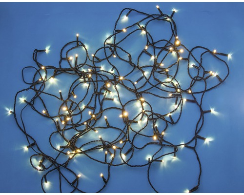 Dekorative Lichterkette mit leuchtenden Lampen