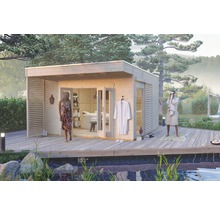 Holzgartenhaus mit Terrasse und Wellnessbereich im Freien