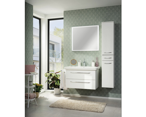Modernes Badezimmer mit Waschtisch, Spiegelschrank und Hochschrank für Badezimmer