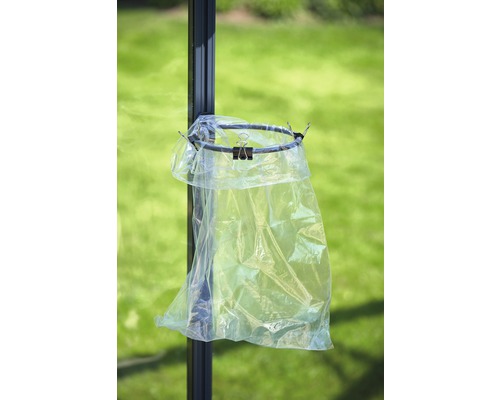 Gartenabfallsack an Halterung mit Klemmen