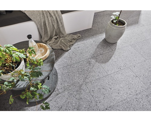 FLAIRSTONE Granit Terrassenplatte Cenith Silver Grey 80 cm x 40 cm x 3 cm rektifizierte Kante