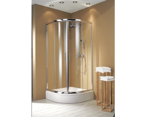 Eckdusche mit Duschkopf und Handbrause in einem Badezimmer