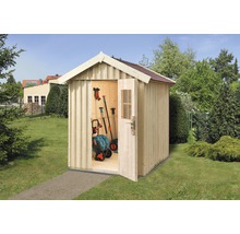 Gartenhaus aus Holz mit geöffneter Tür und Gartengeräten im Inneren