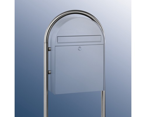 Briefkasten mit Ständer