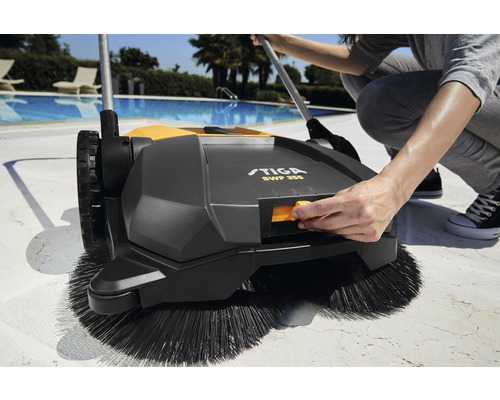 Kehrmaschine mit Handbetrieb für den Außenbereich