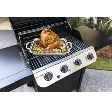 Grill mit gebratenem Truthahn und Gemüse auf einem Tablett