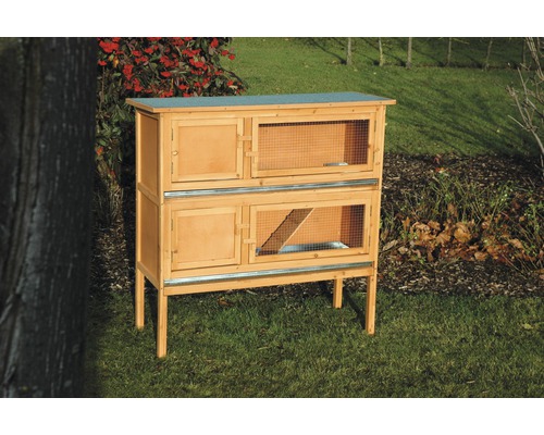 Holzdoppelstockstall für Kleintiere im Außenbereich
