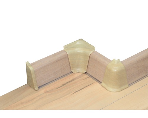 Holztisch mit Eckenschutz