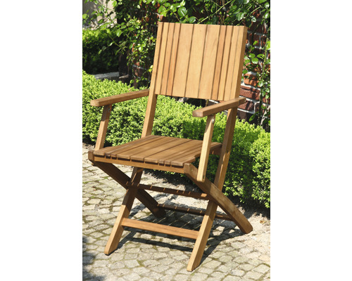 Gartensessel aus Holz mit Armlehnen