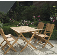 Gartenmöbelset mit Klapptisch und Stühlen aus Holz im Außenbereich