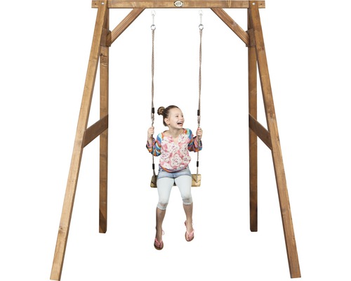 Holzschaukelgerüst mit Kind auf Schaukel