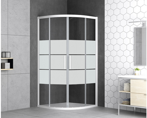 Eckdusche mit Milchglaselementen in einem Badezimmer